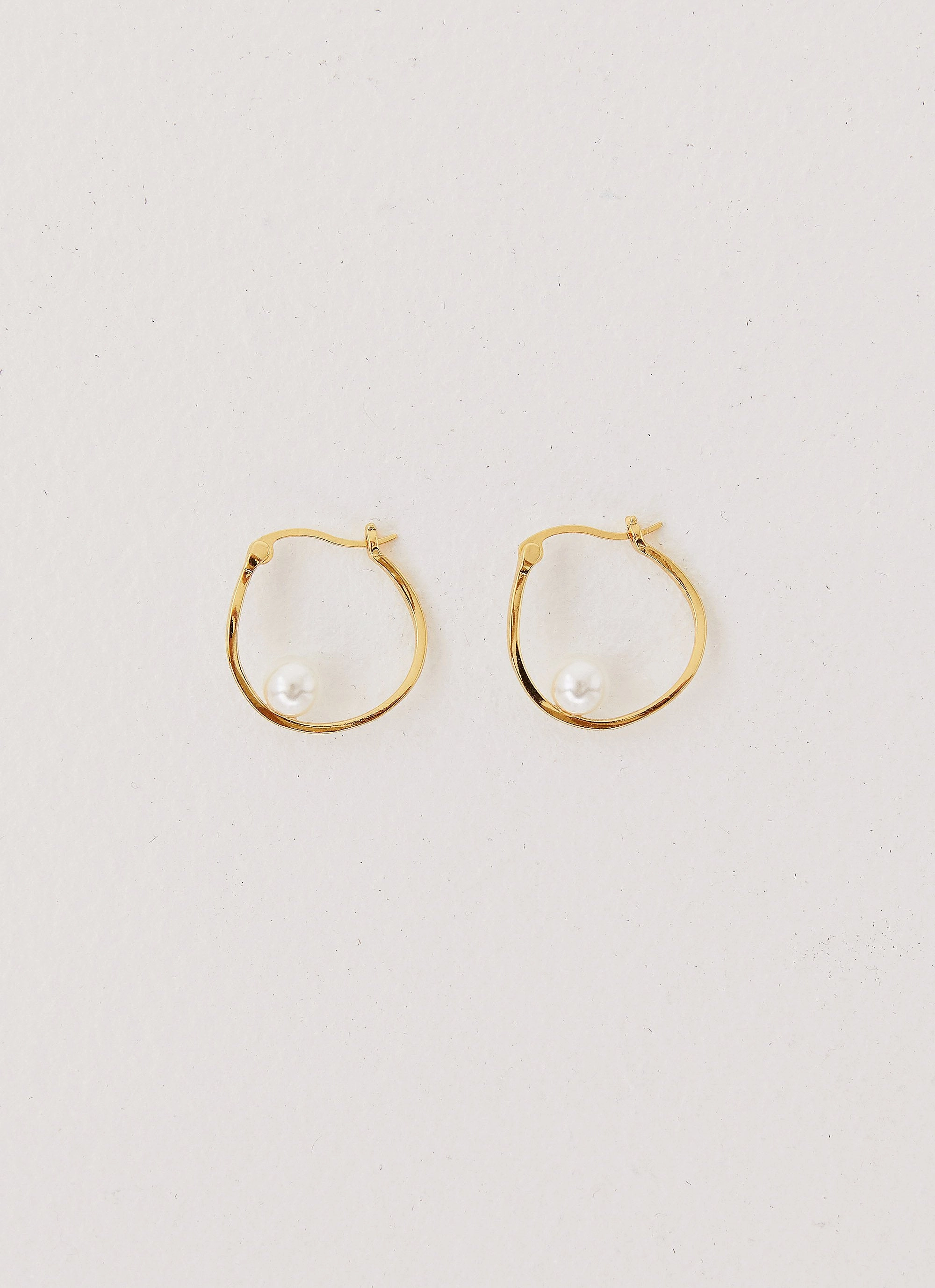 Cosima Abstract Hoop Earring - Gold