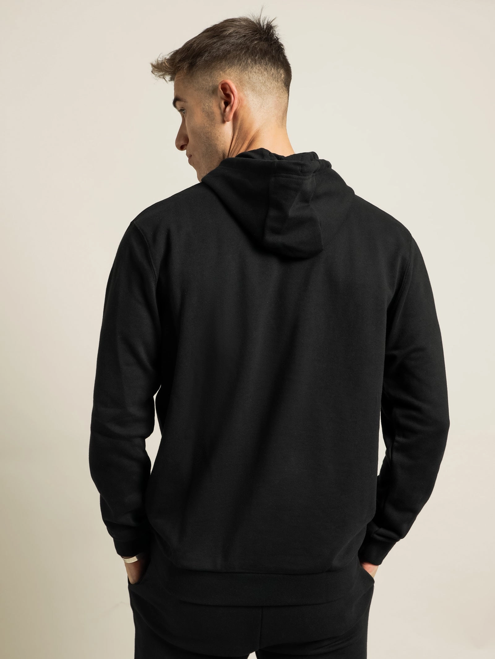 ELLESSE MEN'S PRIMERO BLACK HOODIE